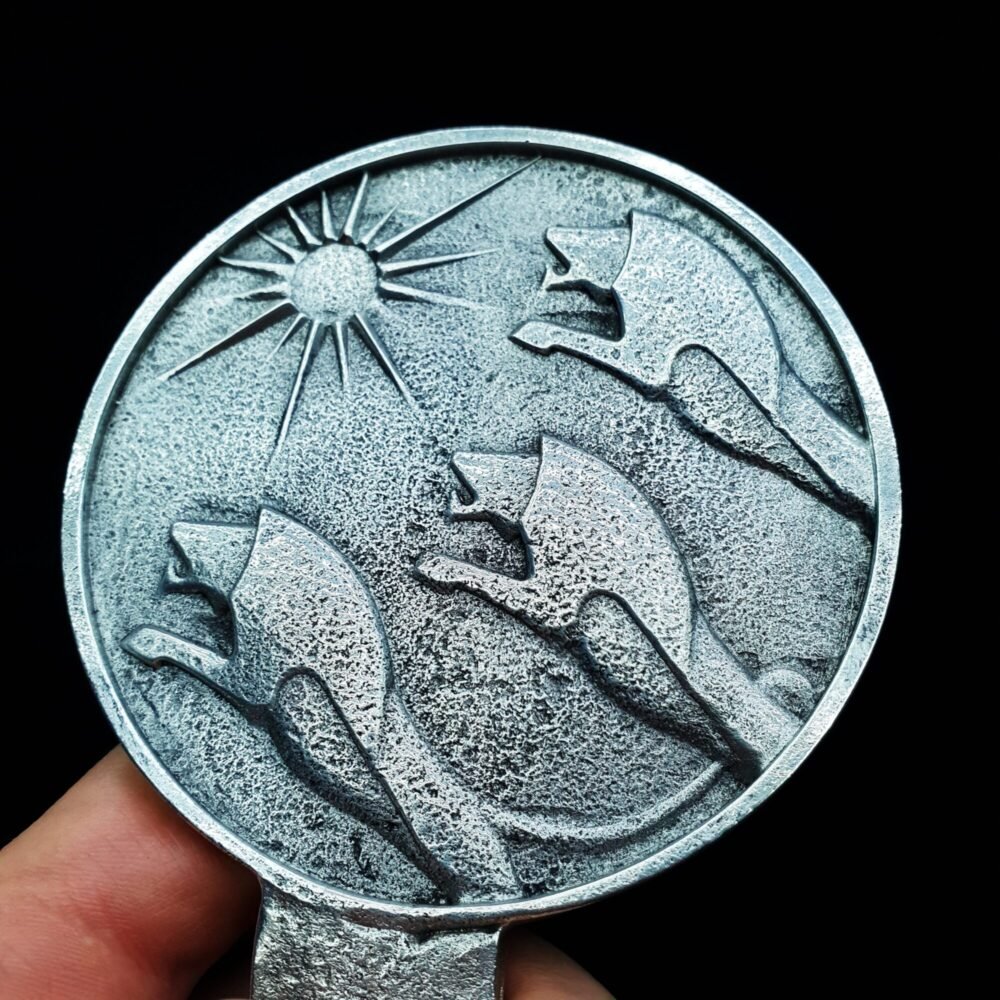 The Three Lions Medallion